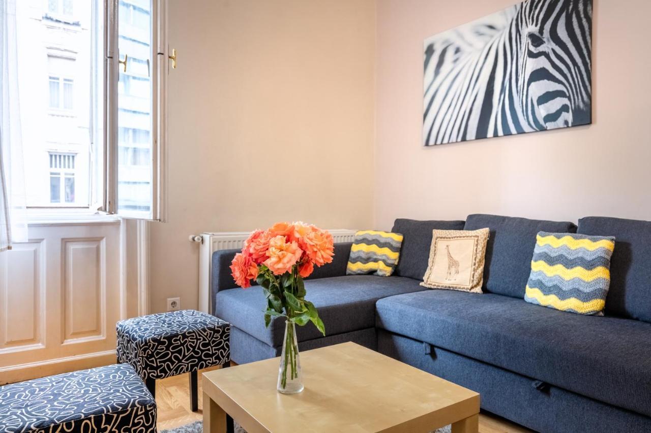 Orangehomes Kalvin Sq 2 Bedroom Apartment Budapest Extérieur photo